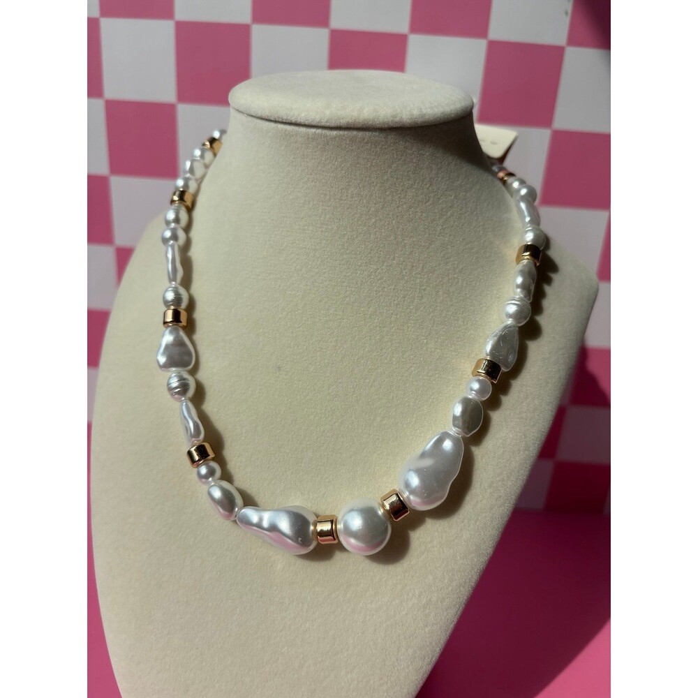 Pearl & Gold Necklace